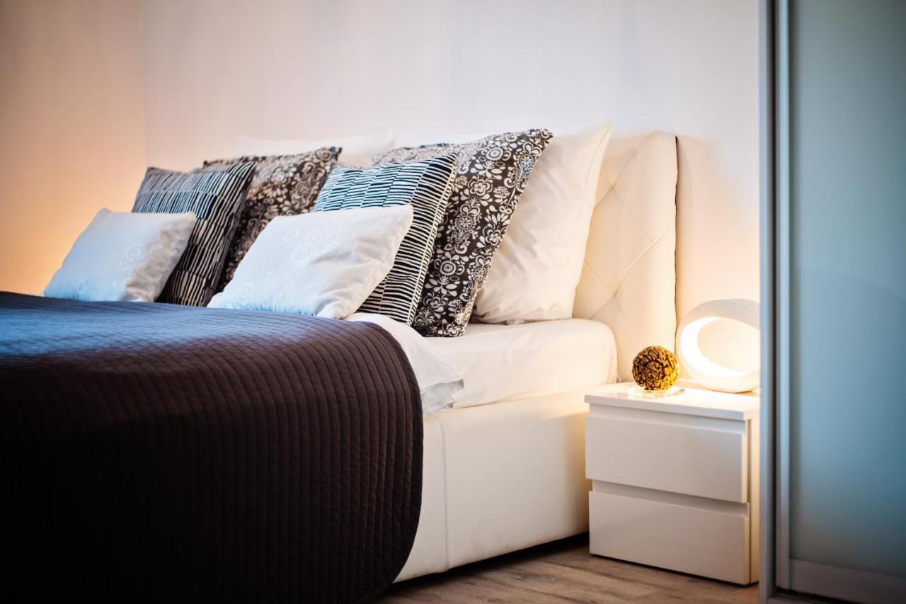 Apartamenty Homely Place Centrum - Stary Rynek - Parking Poznań Eksteriør billede